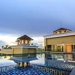 Crystal Luxury Hotel