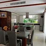 Katamanda Luxury Villas