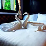 Lipe Hostel