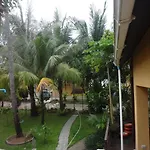 Halfmoon House