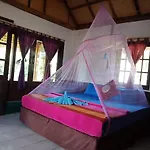 Lanta Sunmoon Bungalow