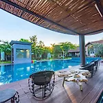 Corner Spa Resort