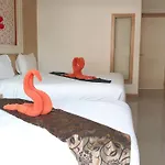 Red Sapphire Hotel