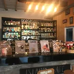 Island Inn