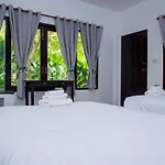 Baan Chuengkao Resort