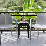 Naiharn Retreat Resort
