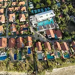 Malee Beach Villas