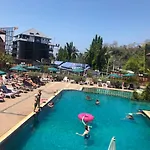 Anyavee Ban Ao Nang Resort