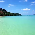 La Marina - Khlong Nin Beach