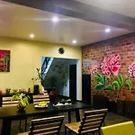 Mo De Loft