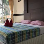 Plaloma Cliff Resort