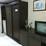 Lo Scoglio Guesthouse Hotel