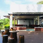 Haadsaikaew Bankrut Resort