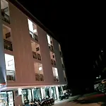 Ruang Thong Residence