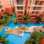 Seven Seas Condo By Dmitrii