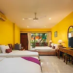 Tradewinds Cottages