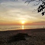 Rayong Condochain By Rainbow