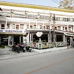 Pranee Guesthouse