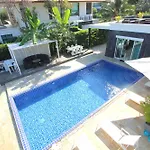 Hua Hin 5 Bedrooms Mansion B3