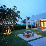Proud Villa Hua Hin Resort