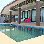 Baan Korbua Cha-Am