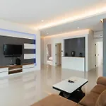 Baan Suk Sabai By Favstay