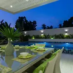 Beachside Villa Mojito