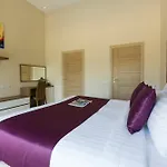 Beachside Villa Mojito