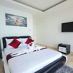 6 Bedroomed Seaview Chaweng Noi Ast
