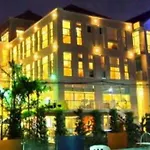 Nsiri Resort & Hotel