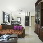 Thip Villa