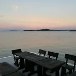 Sriraya Guesthouse