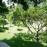 Baan Must Sea