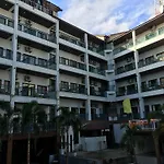 Drop In Hotel And Resort