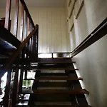 Baan Khun Yaai Mai Khun Ta