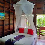 Namkhong Guesthouse And Resort