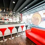 Oyo 244 Roar Inn Patong