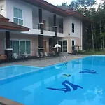Pool House Lansaka