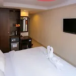 G9 Hotel Danok