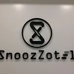 Snoozzotel