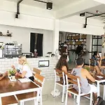 Haad Yao Guesthouse