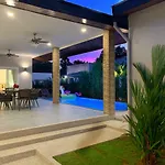 Private New Pool Villa Near Laguna