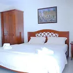 Thararin Villa