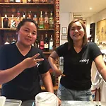 Cozy Guesthouse Restaurant & Bar