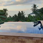 Villa Moore