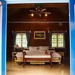 Reewa Waree Resort