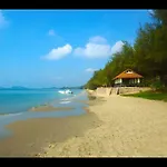 Grand Blue Condominium 509 Mea Phim Beach, Klaeng, Rayong, Thailand
