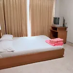 Cathay Guesthouse Hat Yai