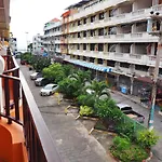 Baanmae Residence