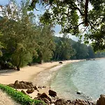 Coconut Beach Bungalows